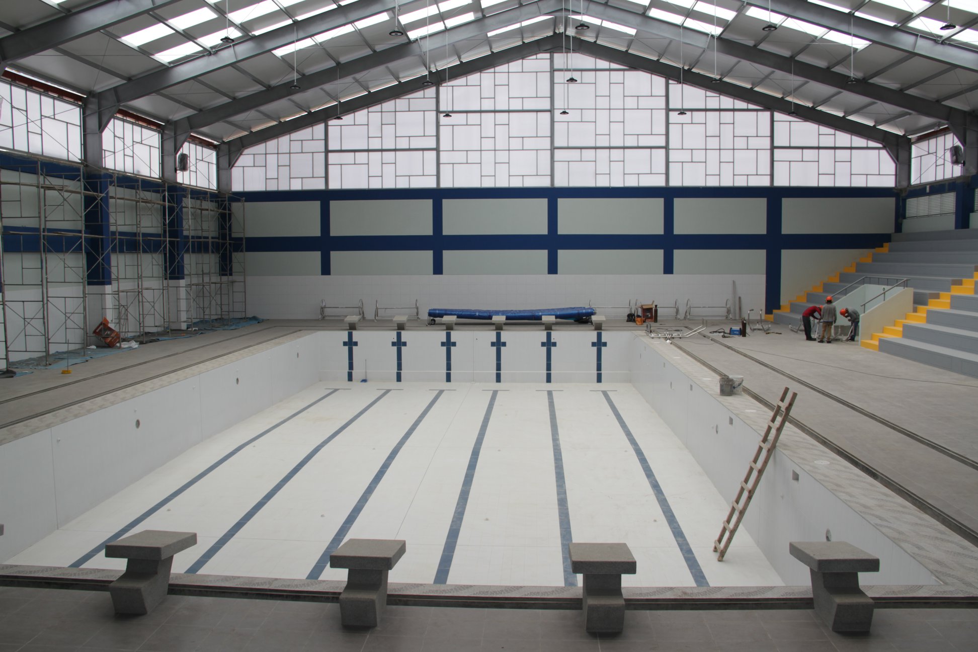 PISCINA MERCEDES